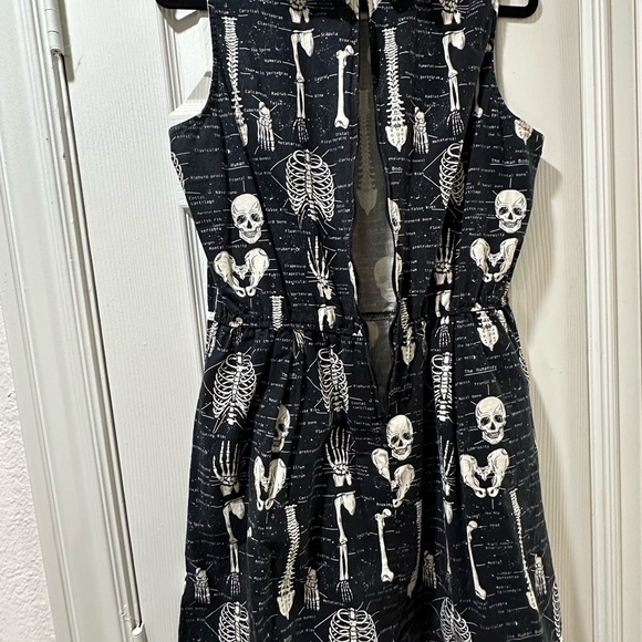 Glow in the Dark Skeleton Anatomy Print Dress - Picture 4 of 10